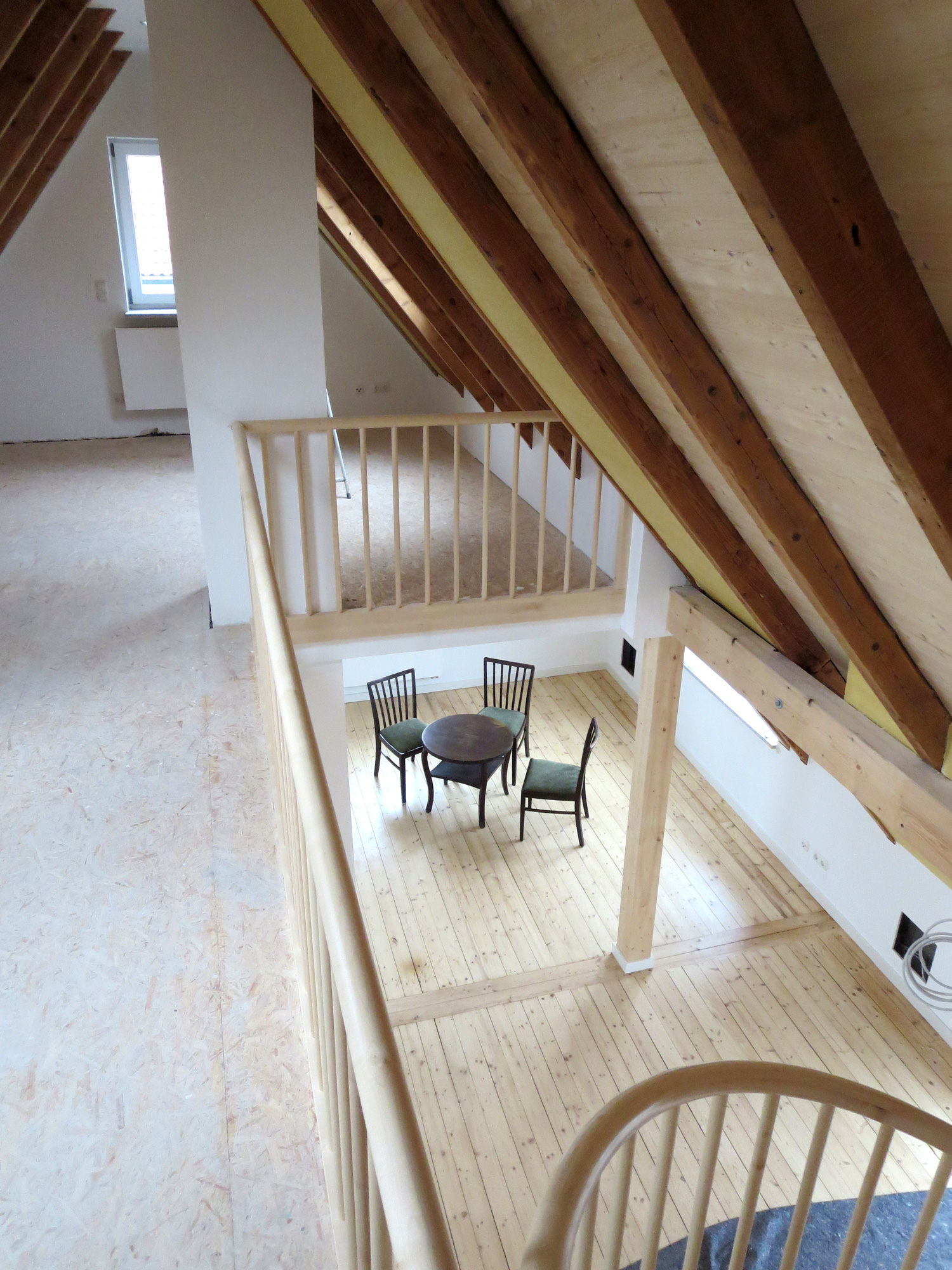 Spindeltreppe und Dachkonstruktion